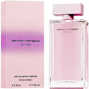 Narciso Rodriguez  Delicate Eau De Parfum