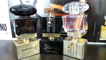 Versace  CRYSTAL NOIR EAU DE TOILETTE
